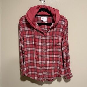 Oversized American Eagle Hooded Flannel size xtra small fits a medium